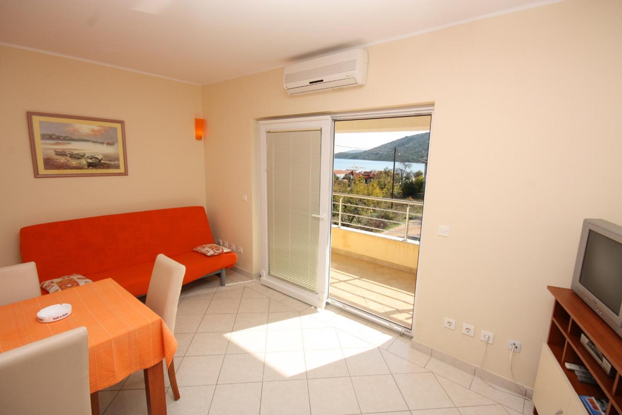 Apartments By The Sea Vinisce, Trogir - 5229 חדר תמונה